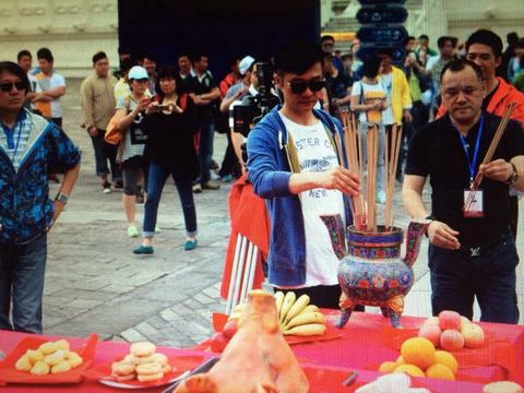 黄志忠俞灏明主演的电视剧《暴雨将至》横店开,影视