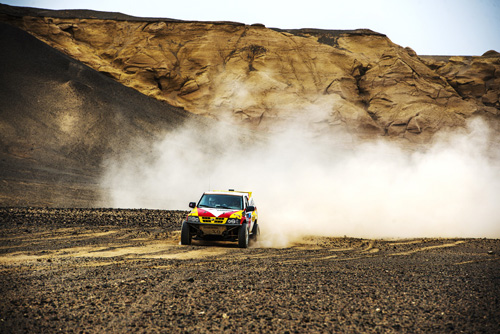 电影《狂野飞车》在新疆塔克拉玛干沙漠热拍,影视
