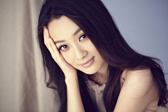 《最后的决杀》横店热拍徐翠翠饰演石谷雨一角,影视