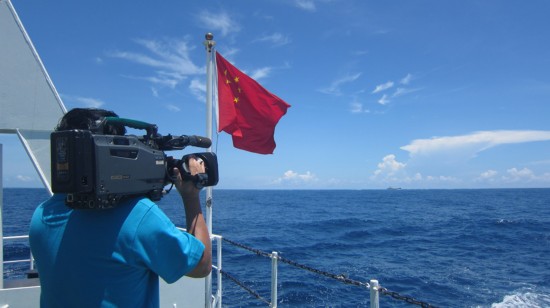《南海南海》中国南海西沙群岛甘泉岛海域热拍,影视
