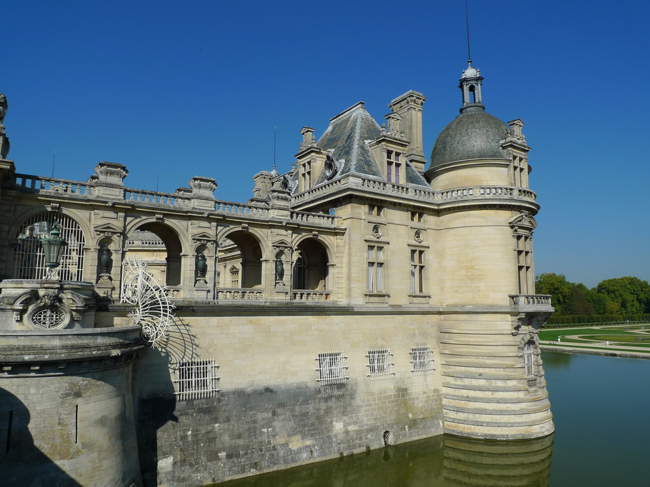 法国尚蒂伊城堡:十二生肖,影视