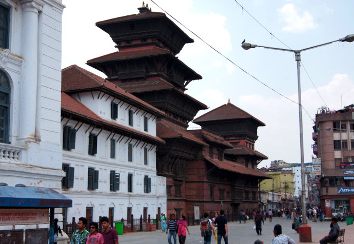 尼泊尔加德满都杜巴广场：《等风来》,影视