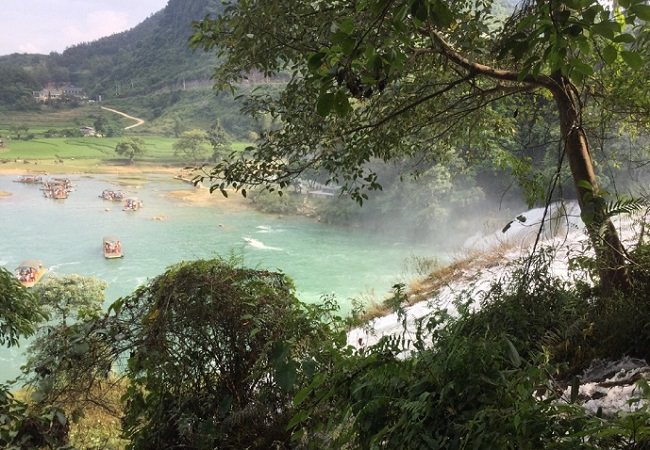 花千骨取景地-德天瀑布:广西大新县硕龙乡德天瀑,影视