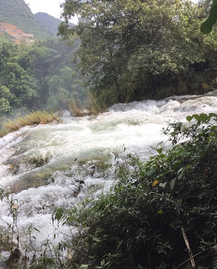 花千骨取景地-德天瀑布:广西大新县硕龙乡德天瀑,影视