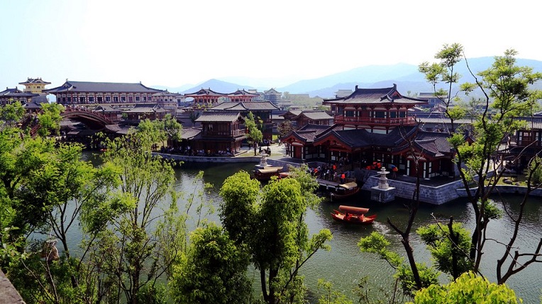 襄阳唐城影视基地-《全员加速中》第五期拍摄地,影视