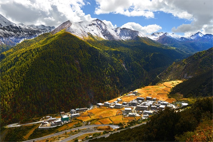 《青丘狐传说》取景地-四川甘孜州稻城亚丁景区,影视