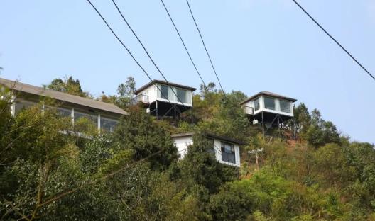 芷·山谷里民宿：重庆市巴南区南彭 芷·山谷里民宿 小木房民宿,影视