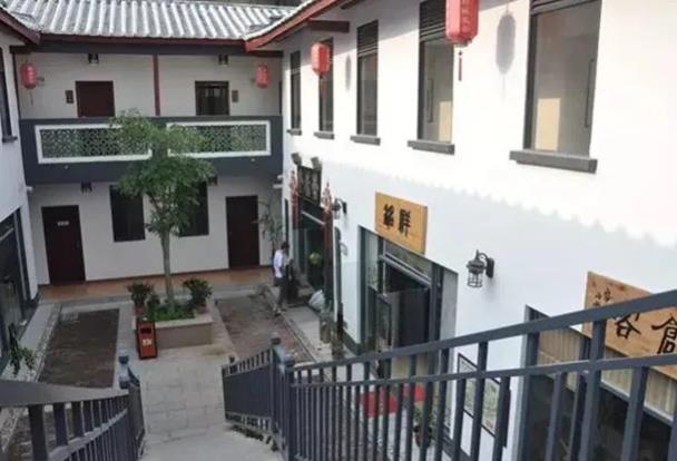 潮州郡城义仓•艺术家驿站民宿：湘桥区中山路 郡城义仓民宿,影视
