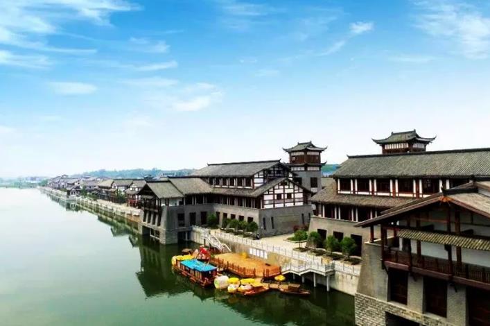 宜昌四合院民宿：夷陵区龙泉古镇龙泉铺仿古四合院民宿,影视