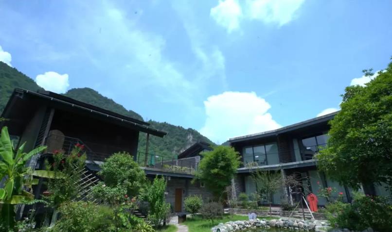 长阳民宿-清舍民宿：宜昌市长阳县白氏坪清江边-清舍民宿,影视