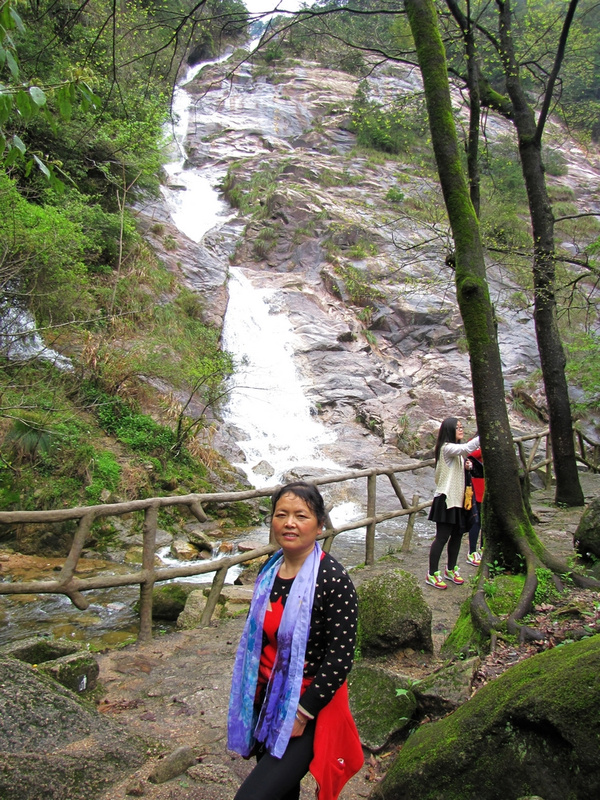 黄山风旅游景区：雨后瀑布更加壮观,影视