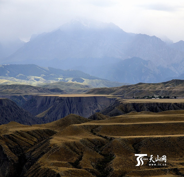 新疆旅游:奎屯大峡谷 新疆奎屯市,影视