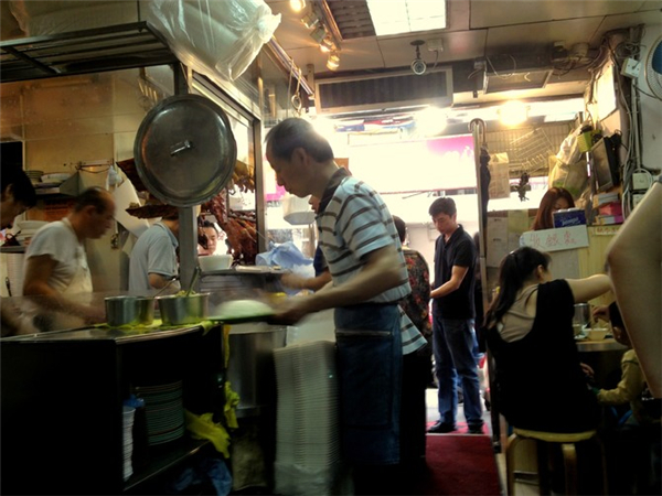 百元下吃饱 香港澳门最地道美食小吃全搜罗