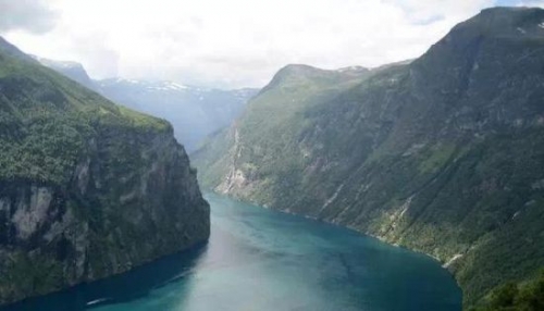 人民币上的旅游景点 你知道几个:珠峰 三峡 桂林,影视