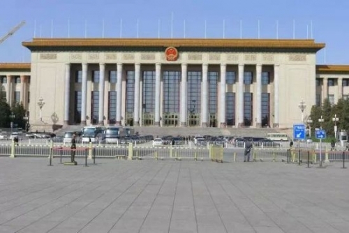 人民币上的旅游景点 你知道几个:珠峰 三峡 桂林,影视