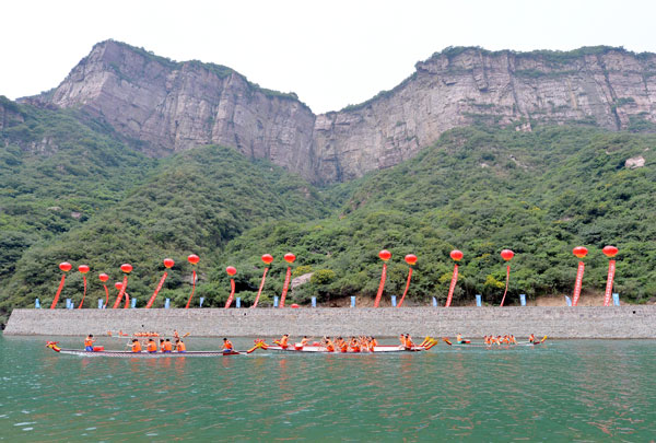 北方小九寨 河南辉县宝泉旅游度假区龙舟赛,影视