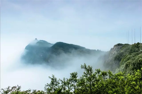 峨眉山旅游:雨后的峨眉山美景,影视