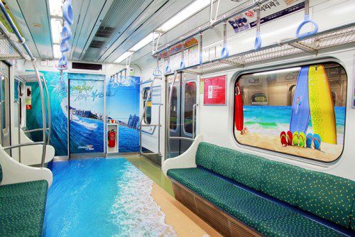 韩国海滩地铁 车厢上看釜山海云台旅游景点,影视