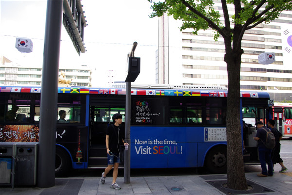 韩国首尔公共汽车为首尔市作旅游宣传,影视