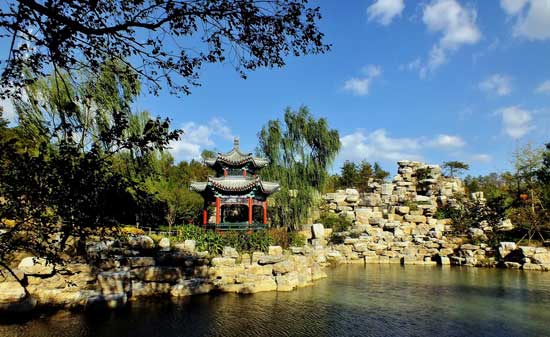 9月北京赏秋最佳地点推荐 钓鱼台银杏大道最有名,影视