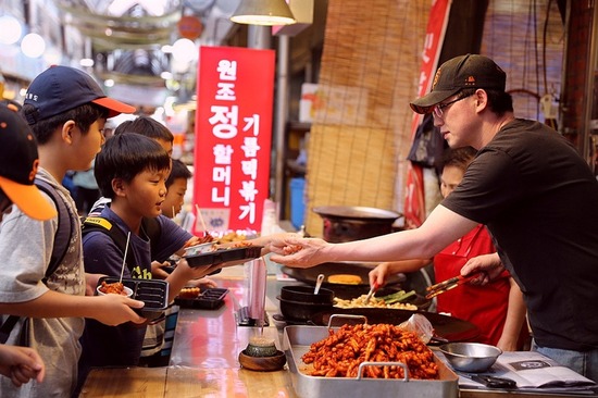 韩国旅游:韩国人的真实生活和韩剧一样吗？,影视