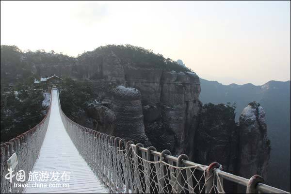 浙江神仙居气温骤降 冰挂雪淞为情人节送上礼物,影视