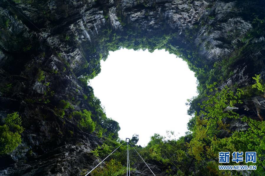 探秘湖北西部山区“地下风景线”,影视