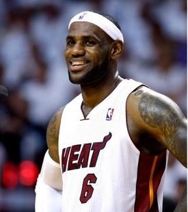 NBA篮球巨星詹姆斯加盟电影《火车出轨》,影视