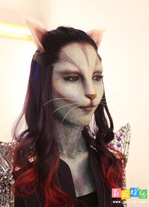 非诚勿扰X-Girl猫面人 尖耳 猫须 成功牵手才揭开,影视