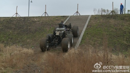 我爱发明轻车上阵 哈尔滨孙学文的水陆两栖越野,影视