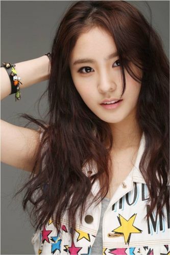  Na Hyun 