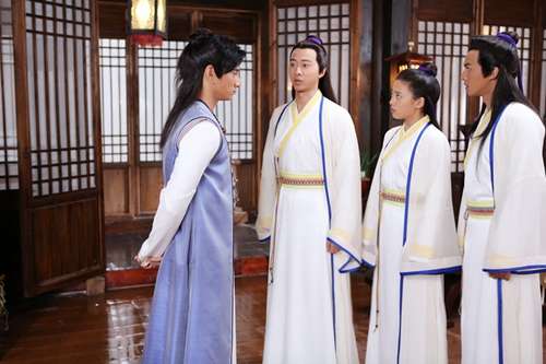 《犀利仁师》与吴奇隆演师生