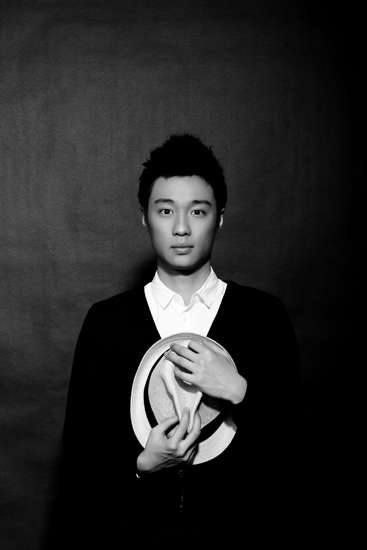 李洋
