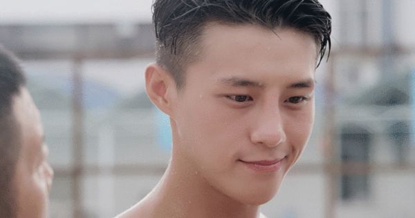 王柯达表情萌萌哒