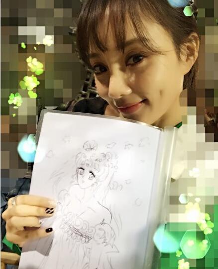 李小璐十分钟画了个胖版的月野兔,影视