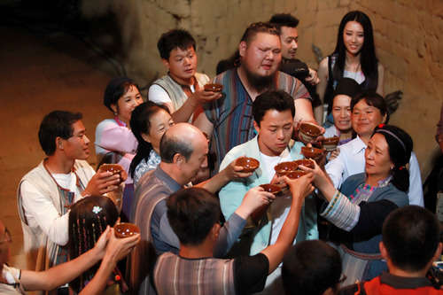 李治廷黄龄吴昕蔡鹭主演电影《北回归线》热映,影视