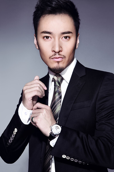 《森林眼睛》郝柏杰饰演守山人杨天降,影视