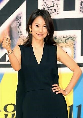 李孝利获韩国女性民友会-蓝色媒体语言奖,影视