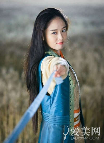 张馨予扮演的李莫愁完胜陈妍希盘点女配胜女一,影视