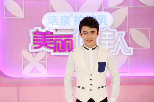 美人制造张易之扮演者米热_美丽俏佳人20141223,影视