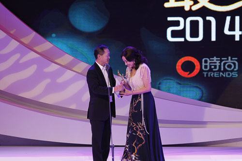 刘晓庆获得2014年度时尚魅力女性终身成就奖
