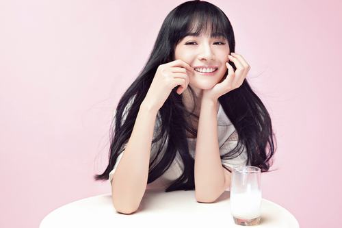 铁血海棠芊芊扮演者李依伊 特务王伯雄女儿,影视