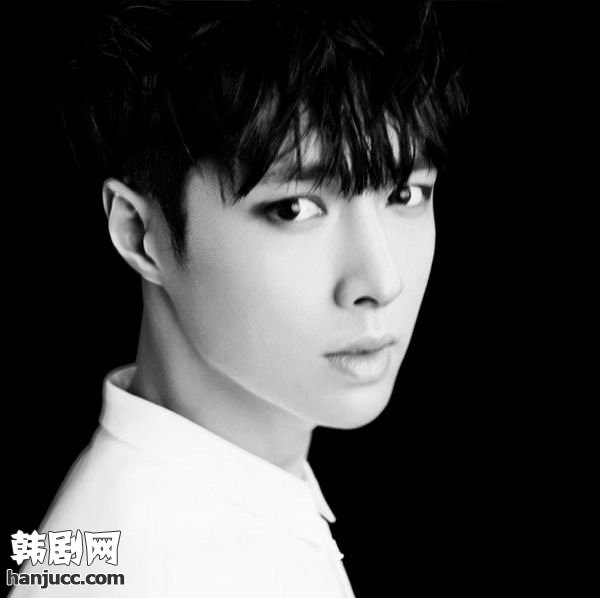 EXO Lay