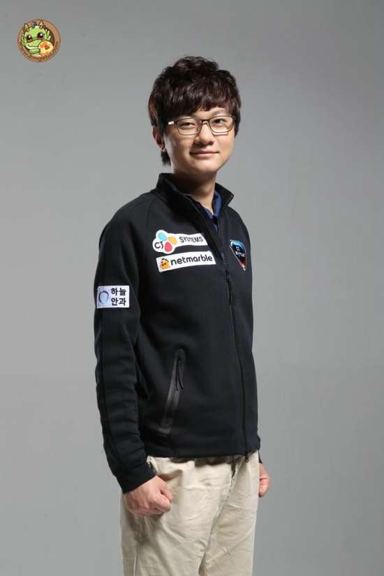 龙珠直播韩国战队Faker Ambition Shy Madlife Watch,影视