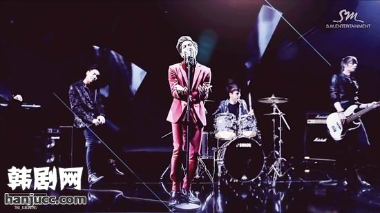SHINEE
