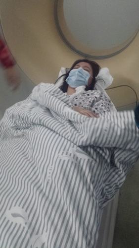王乐君接受检查