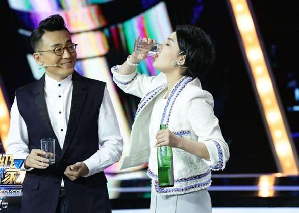 李嘉李窦文涛拼酒 超级演说家李嘉李,影视