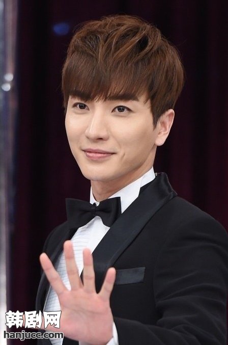 Super Junior利特成为《Star King》MC，“重回姜虎东身边”