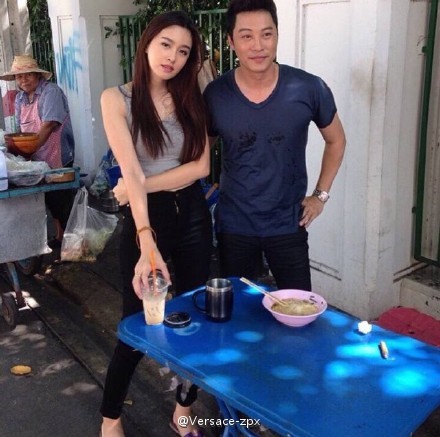 泰国最美变性人Poy与变性人yoshi比美 清新萝莉不输性感天后（2）