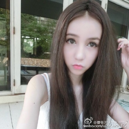 泰国最美变性人Poy与变性人yoshi比美 清新萝莉不输性感天后（3）
